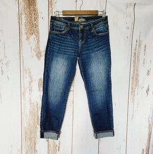 Darkwash midrise cropped jeans